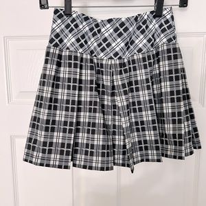 Brand new with tags, Halara size 4 plaid pleated skirt with shorts